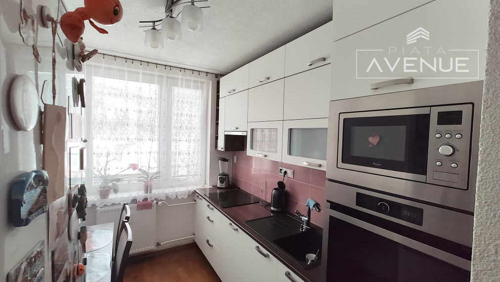 (Predané!!!)Na predaj kompletne zrekonštruovaný 3- izbový byt, Krásno nad Kysucou (60 m2).