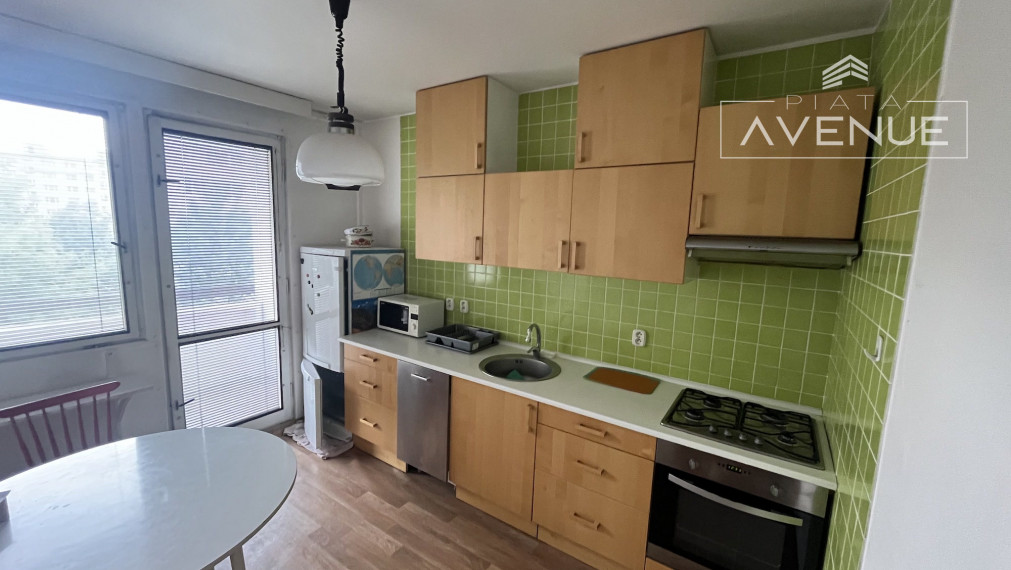 Na predaj Byt 3+1 , Žilina - Solinky (70m2) s loggiou