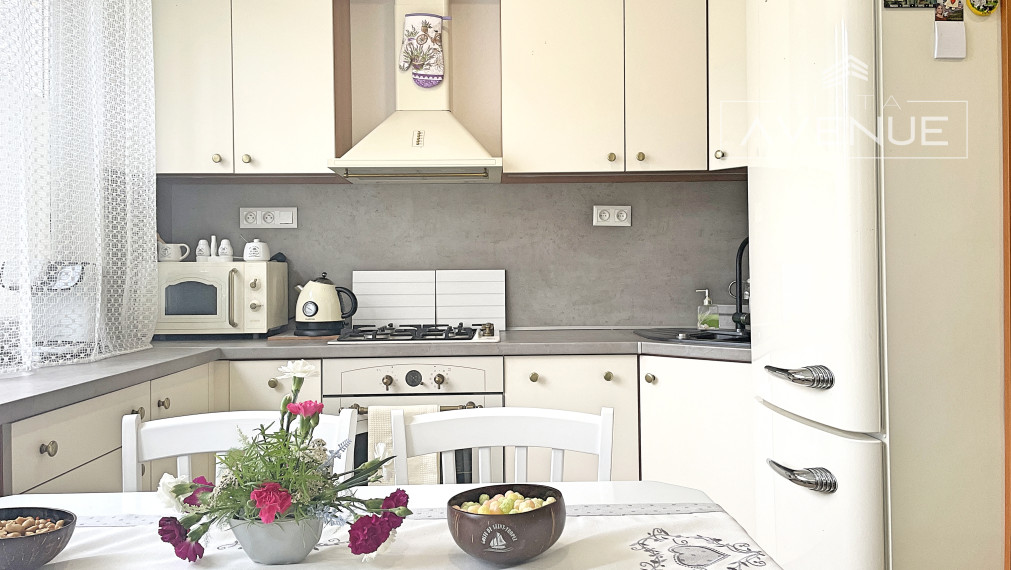 Piata Avenue | Na prenájom štýlový 2-izbový byt, Sever - Martin | 0103