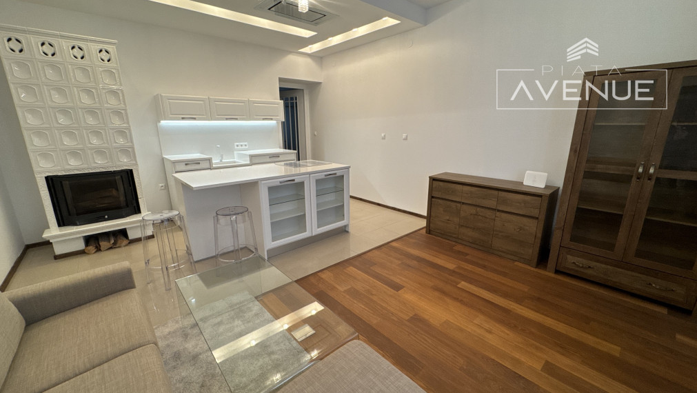 Na prenájom kompletne zrekonštruovaný byt 2+1 , Žilina - Širšie centrum (66m2)