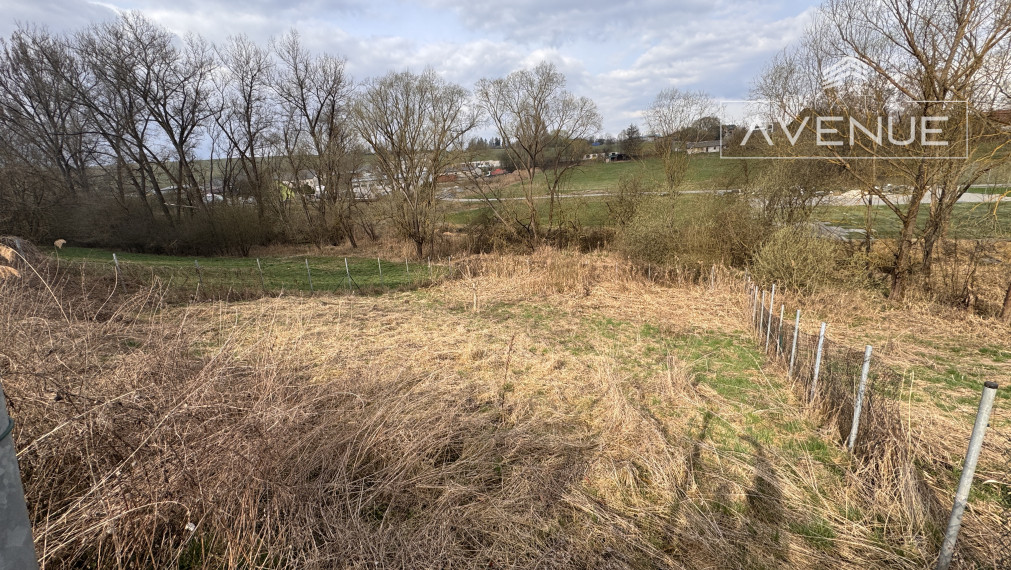 TRNOVÉ - INVESTIČNÝ POZEMOK (605m2)