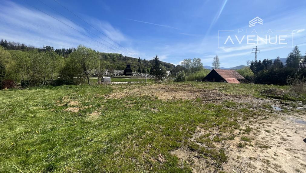 EXKLUZÍVNE!!! Rovinatý , slnečný pozemok Žilina - Trnové (754m2)