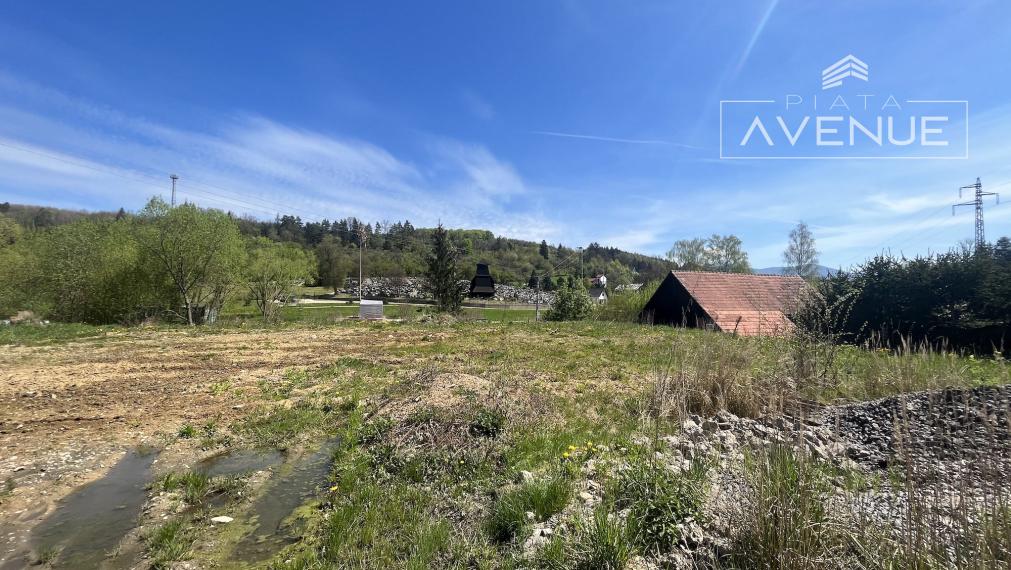 EXKLUZÍVNE!!! Rovinatý , slnečný pozemok Žilina - Trnové (754m2)