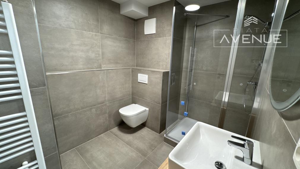 (PRENAJATÉ!!!)ZARIADENÁ NOVOSTAVBA 2+kk ŽILINA - ŠIRŠIE CENTRUM (47m2) s TERASOU 20m2 a parkovacím státím