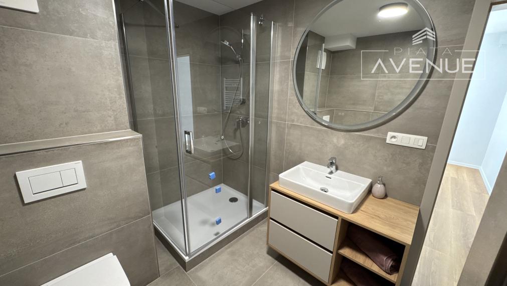 (PRENAJATÉ!!!)ZARIADENÁ NOVOSTAVBA 2+kk ŽILINA - ŠIRŠIE CENTRUM (47m2) s TERASOU 20m2 a parkovacím státím