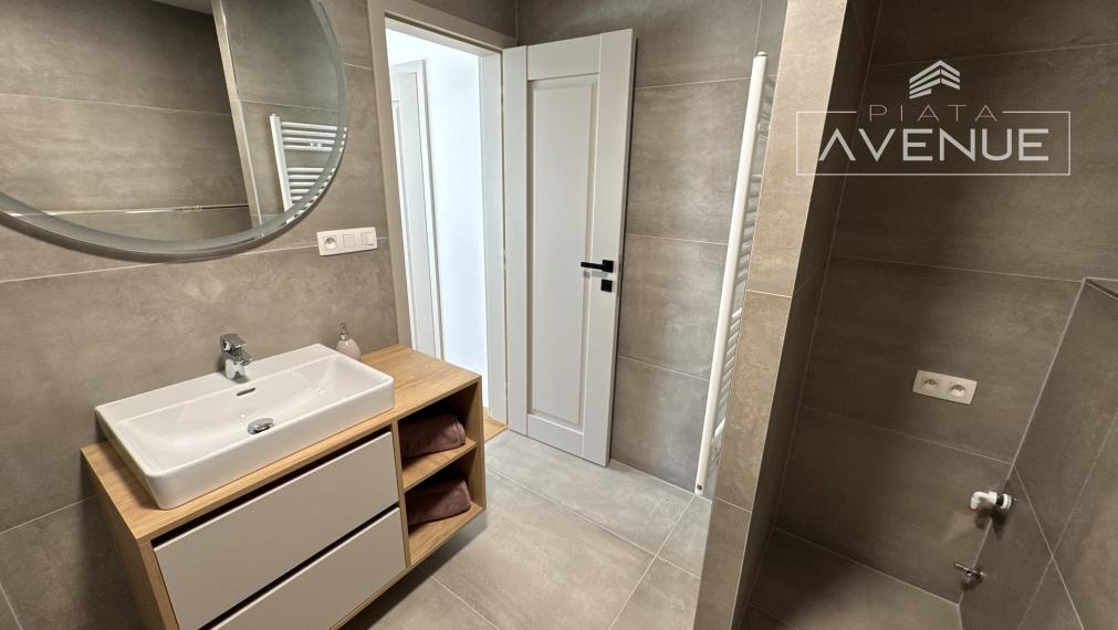 (PRENAJATÉ!!!)ZARIADENÁ NOVOSTAVBA 2+kk ŽILINA - ŠIRŠIE CENTRUM (47m2) s TERASOU 20m2 a parkovacím státím