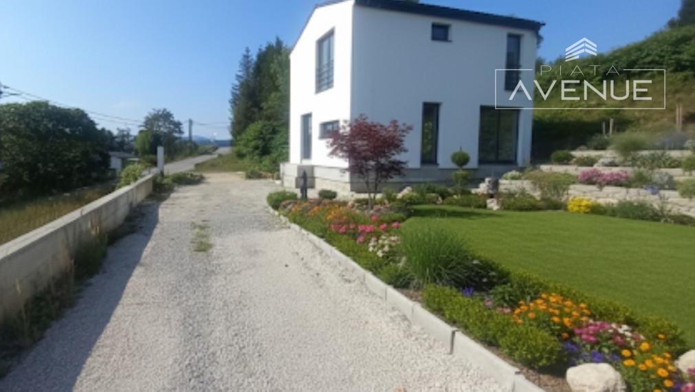 Moderné bývanie bez kompromisov – novostavba rodinného domu v Čadci