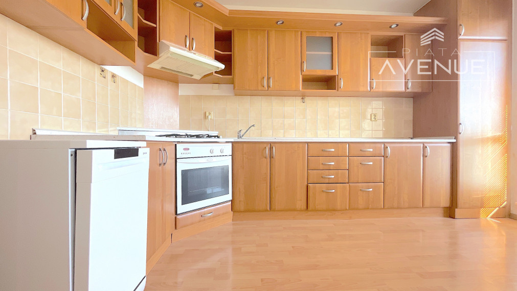 (Rezervované!!!)NA PREDAJ / 2 - IZBOVÝ BYT / ŽILINA - HÁJIK