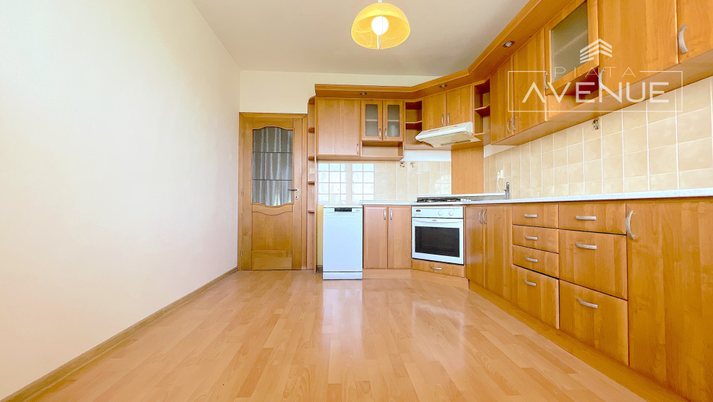 (Rezervované!!!)NA PREDAJ / 2 - IZBOVÝ BYT / ŽILINA - HÁJIK