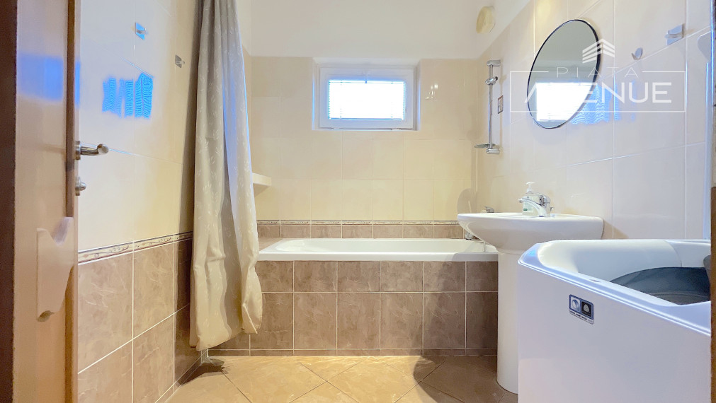 (Rezervované!!!)NA PREDAJ / 2 - IZBOVÝ BYT / ŽILINA - HÁJIK