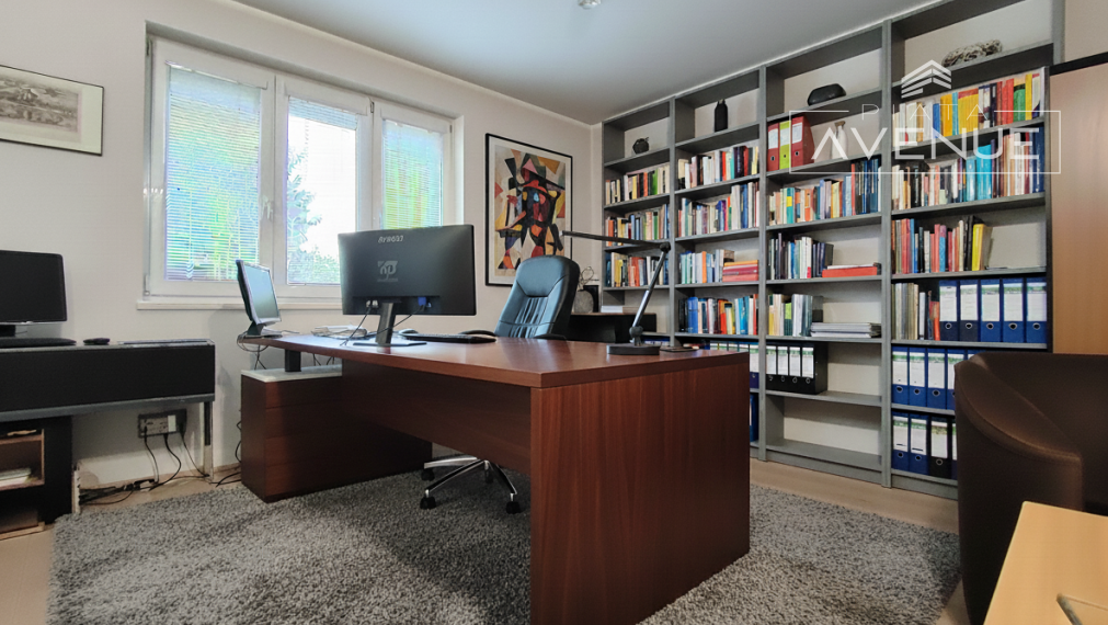 🏢 NA PREDAJ/ obchodný priestor so showroomom a možnosťou bývania – ideálna investícia!