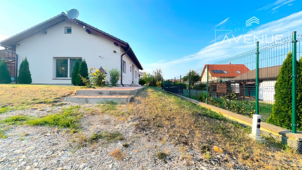 NA PREDAJ/ NOVOSTAVBA/ BUNGALOV/ TURČIANSKÝ PETER