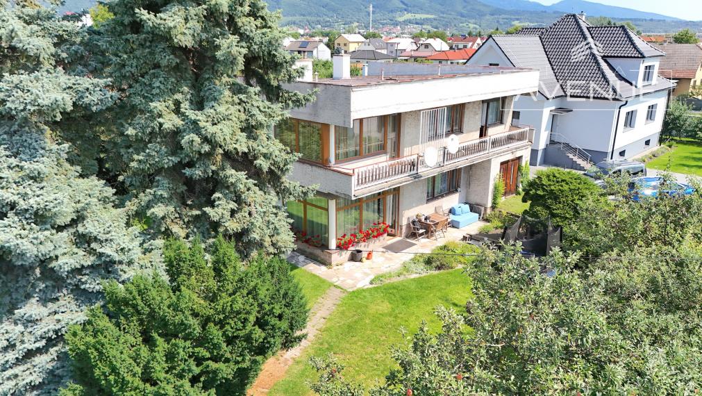 (REZERVOVANÉ!!!)NA PREDAJ/ 7 - IZBOVÝ RODINNÝ DOM/ MARTIN - PRIEKOPA