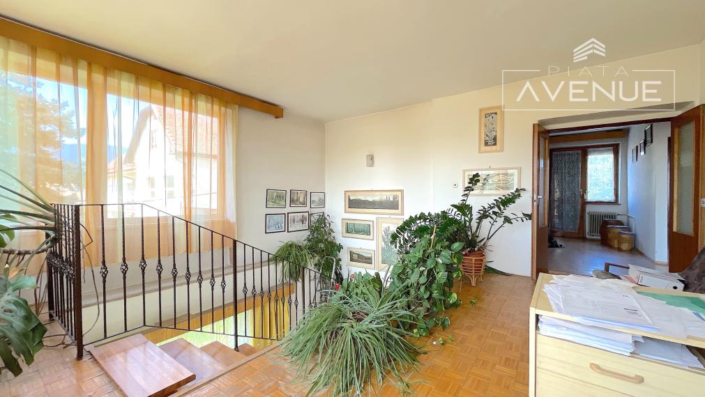 (REZERVOVANÉ!!!)NA PREDAJ/ 7 - IZBOVÝ RODINNÝ DOM/ MARTIN - PRIEKOPA