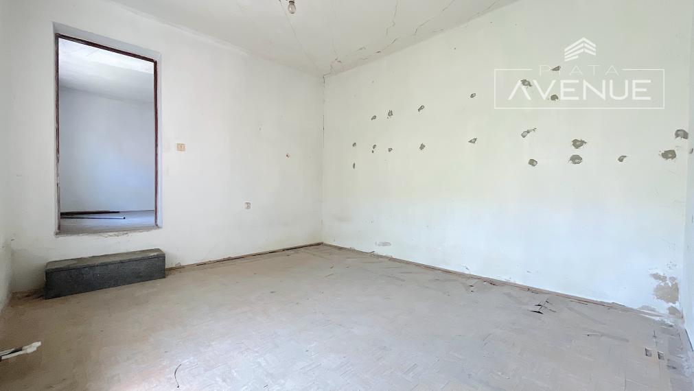 NA PREDAJ/ RODINNÝ DOM / MARTIN - PRIEKOPA