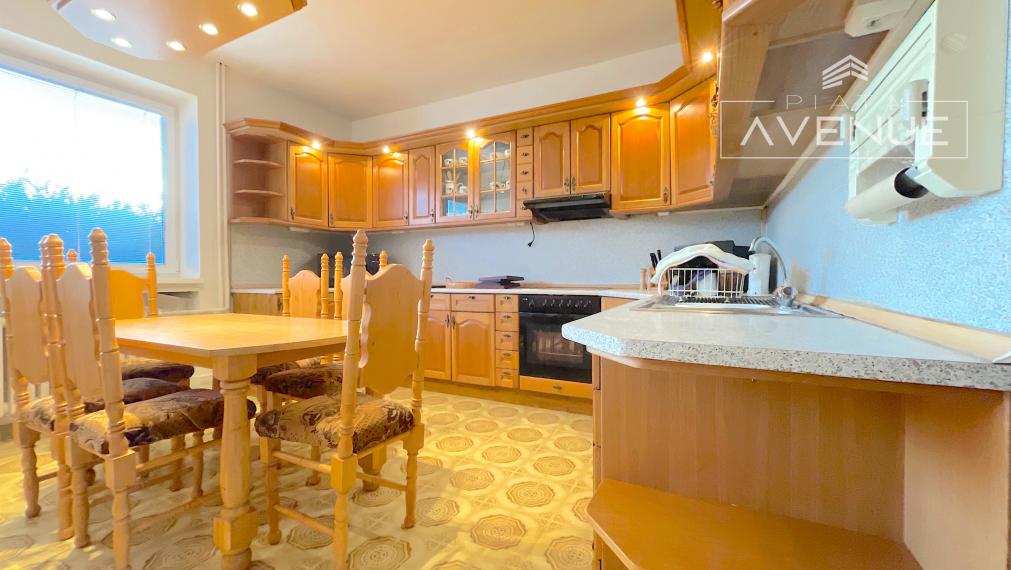 NA PREDAJ/ RODINNÝ DOM / LIETAVSKÁ LÚČKA