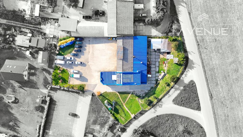 NA PREDAJ/ AUTOSERVIS + 3 IZBOVÝ BYT/ LIPOVEC