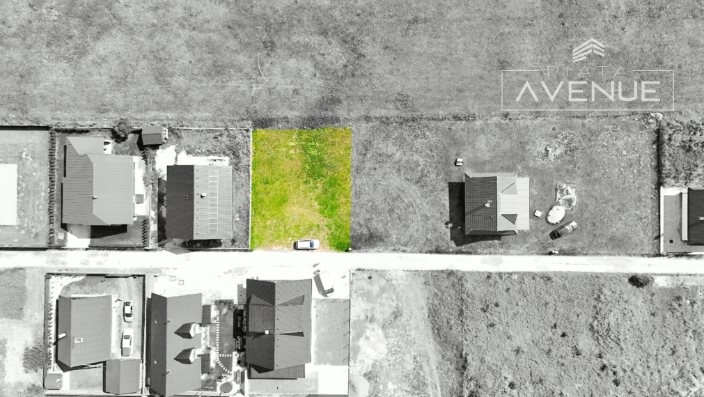 NA PREDAJ/ POZEMOK / VALČA