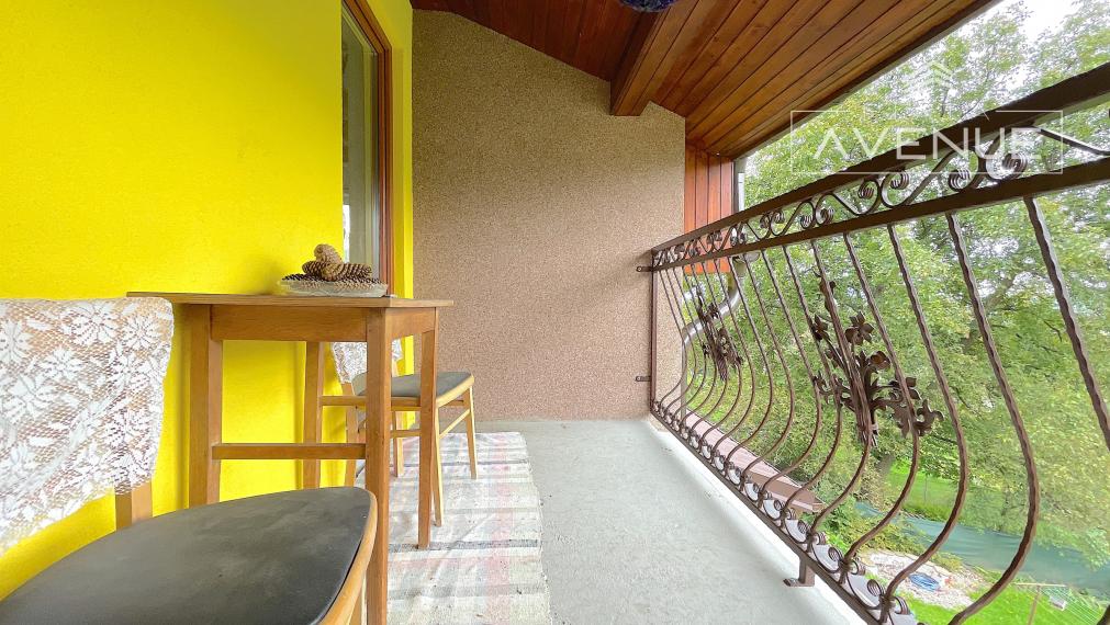 NA PREDAJ / DOM / LIPOVEC