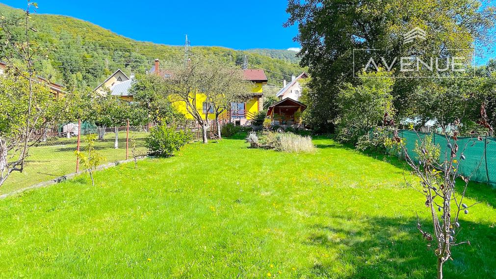 NA PREDAJ / DOM / LIPOVEC