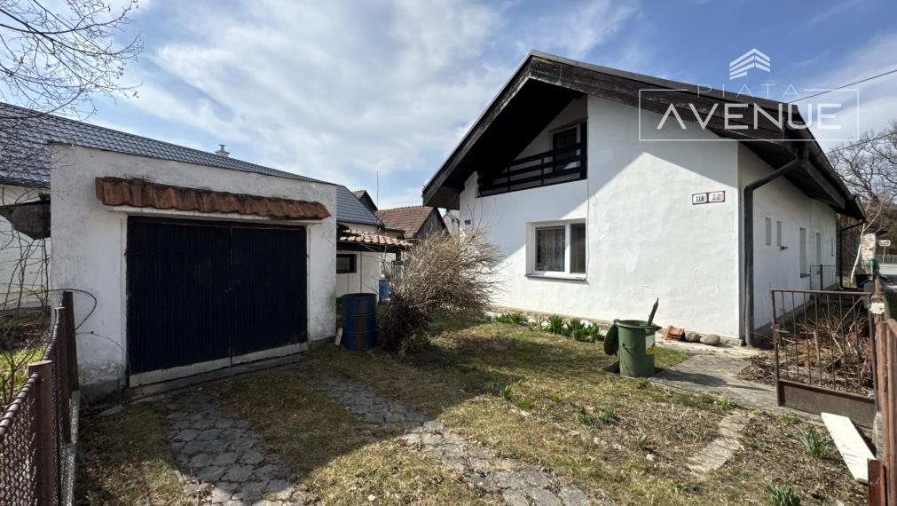 Piata Avenue | Rodinný domček v pôvodnom stave - Hôrky | REZERVOVANÉ