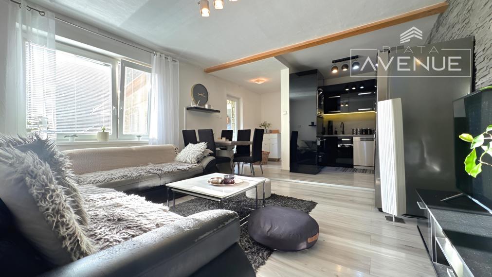 Piata Avenue | Rodinný dom s pozemkom (942 m2) - Paština Závada