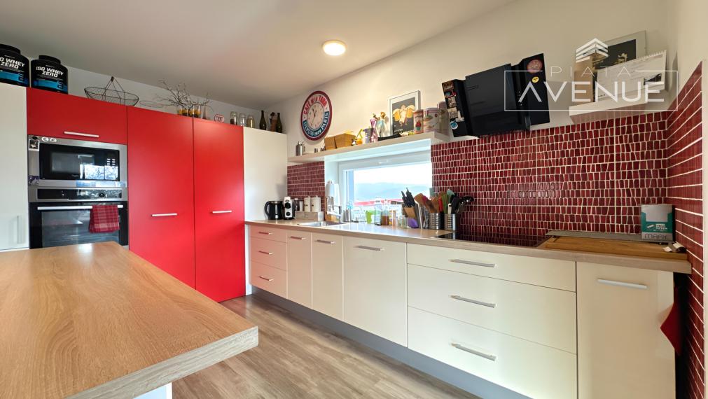 Piata Avenu | Tehlový rodinný dom len 10 minút od Žiliny - Žilinská Lehota