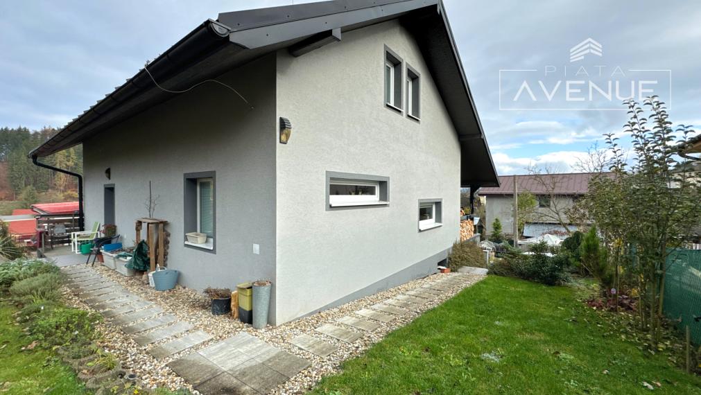 Piata Avenu | Tehlový rodinný dom len 10 minút od Žiliny - Žilinská Lehota