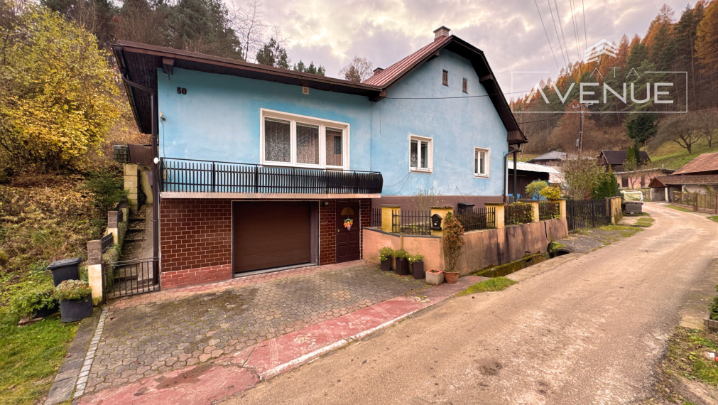 Piata Avenue | Rodinný dom s veľkorysým priestorom - Paština Závada