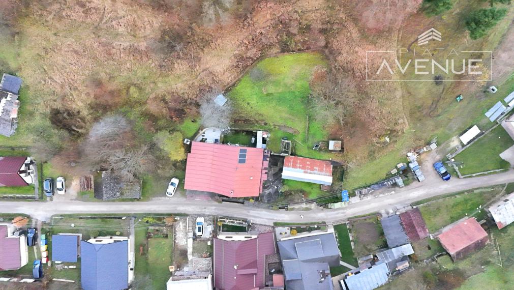 Piata Avenue | Rodinný dom s veľkorysým priestorom - Paština Závada