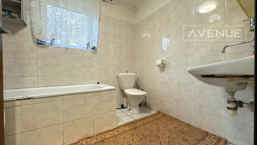 Piata Avenue | Rodinný dom s veľkorysým priestorom - Paština Závada