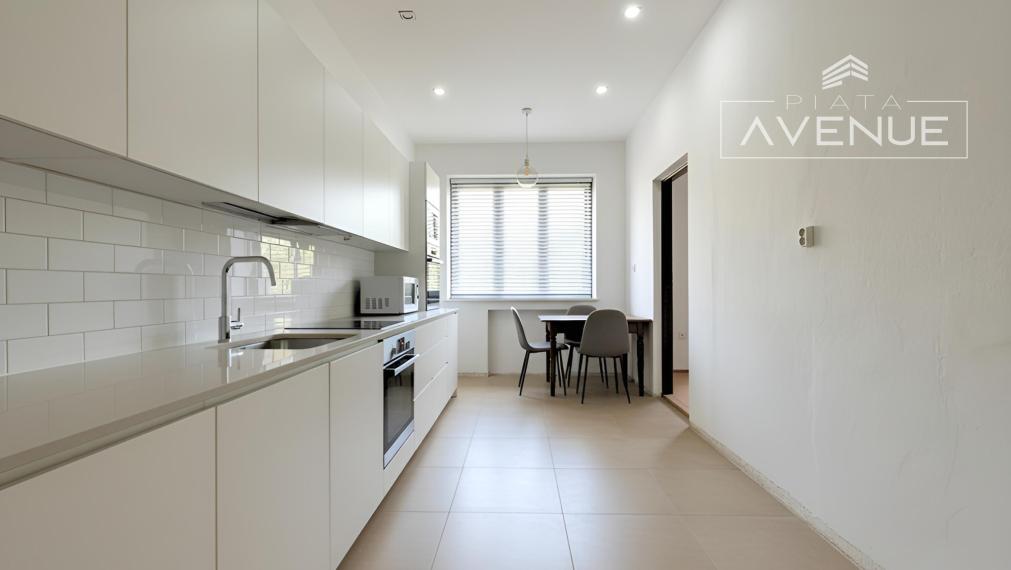 Piata Avenue | Rodinný dom v pôvodnom stave - Strážov