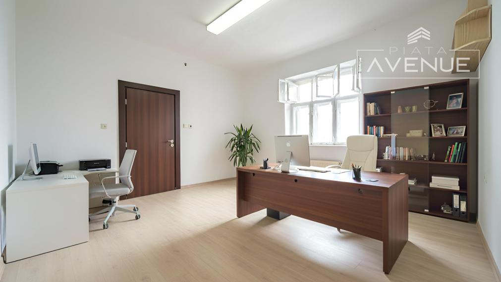 Piata Avenue | Rodinný dom v pôvodnom stave - Strážov