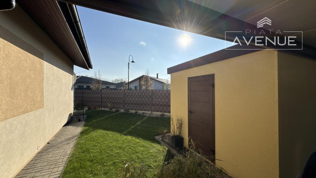 Na predaj moderný 4-izbový bungalov v obci Svederník