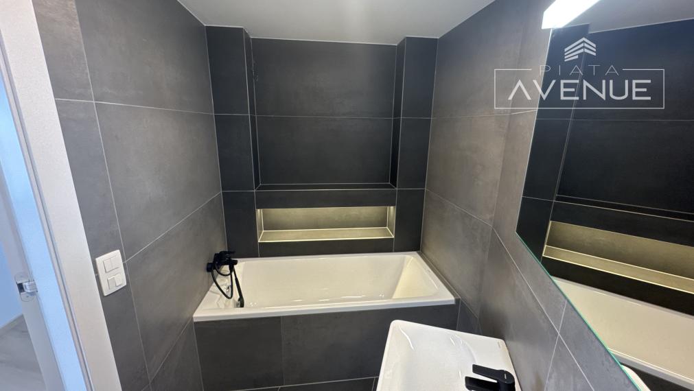 REZIDENCIA KOLEČKO 2+kk na prenájom (65m2) s terasou (20m2) a parkovacím státím