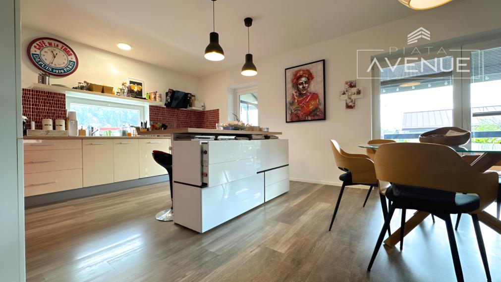 Piata Avenu | Tehlový rodinný dom len 10 minút od Žiliny - Žilinská Lehota