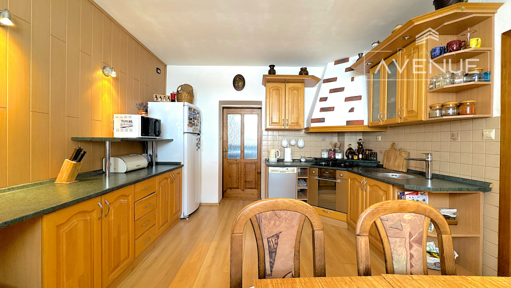 EXKLUZÍVNE!!! Zrekonštruovaný dvojgeneračný rodinný dom - Krásno nad Kysucou (Blažkov)