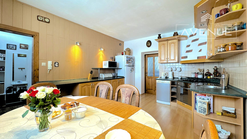 EXKLUZÍVNE!!! Zrekonštruovaný dvojgeneračný rodinný dom - Krásno nad Kysucou (Blažkov)