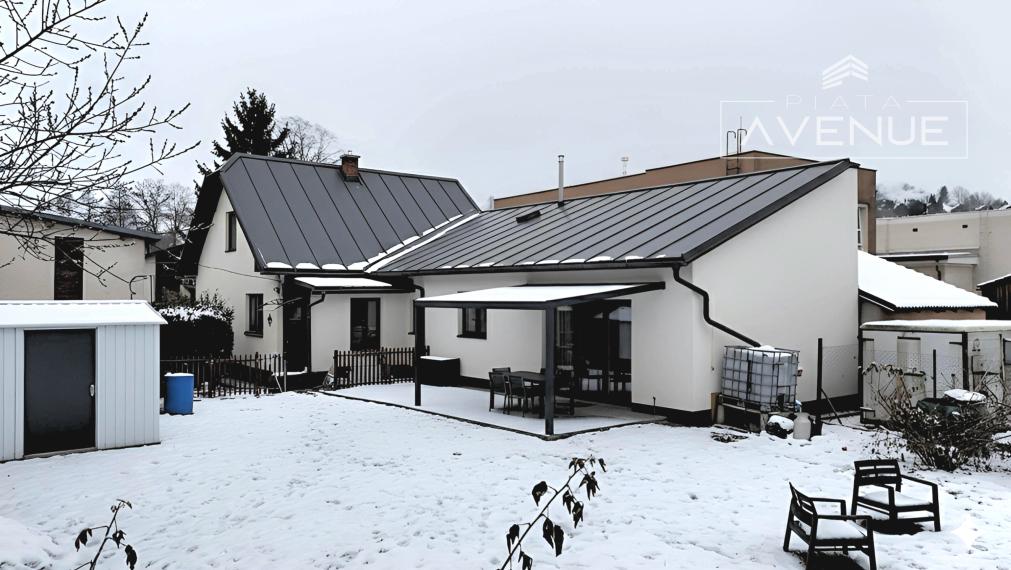 Piata Avenue | Rodinný dom s dvoma bytovými jednotkami - Vyšňové