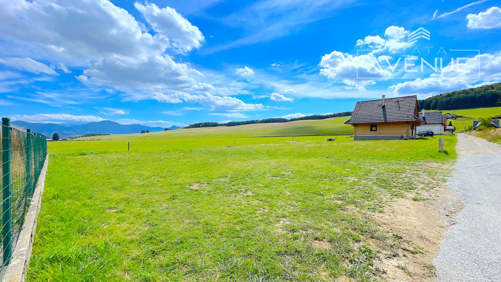 Piata Avenue | Stavebný pozemok - Valča