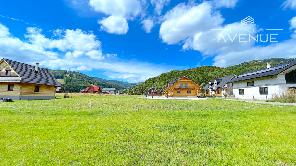 Piata Avenue | Stavebný pozemok - Valča