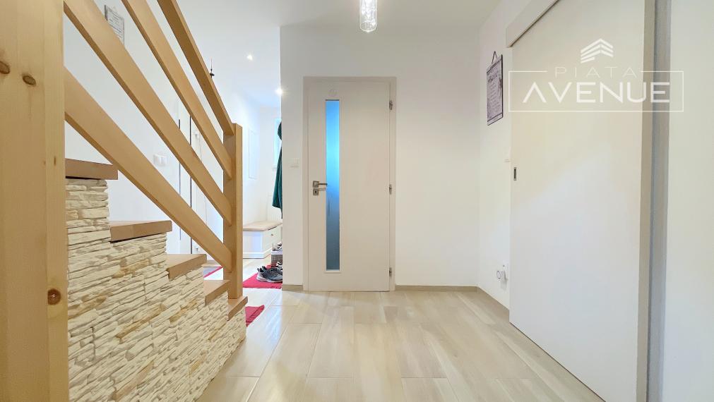 Piata Avenue | na predaj rodinný dom - Lipovec