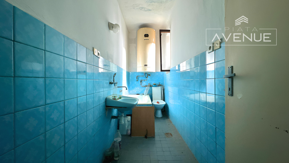 Piata Avenue | Rodinný dom v pôvodnom stave - Strážov