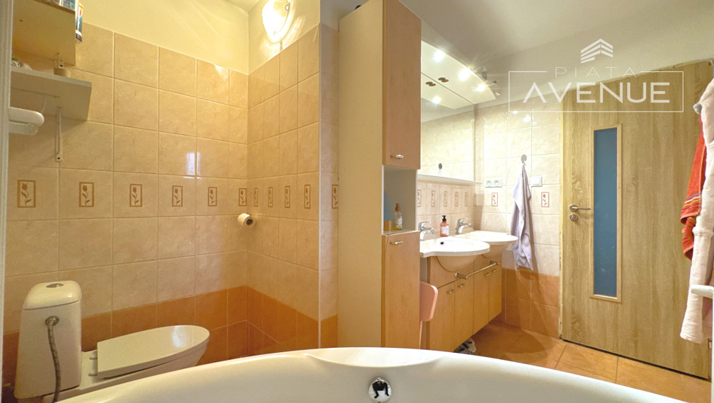 Piata Avenue | Rodinný dom s pozemkom (735 m2) - Poluvsie