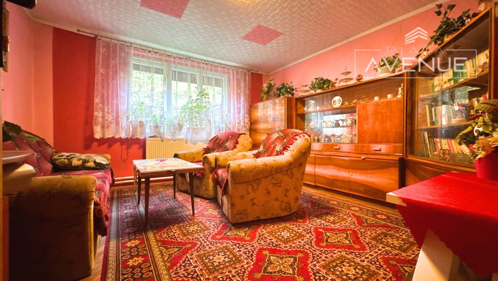 Piata Avenue | Rodinný dom s veľkorysým priestorom - Paština Závada