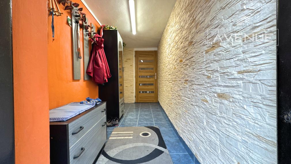 Piata Avenue | Rodinný dom s veľkorysým priestorom - Paština Závada