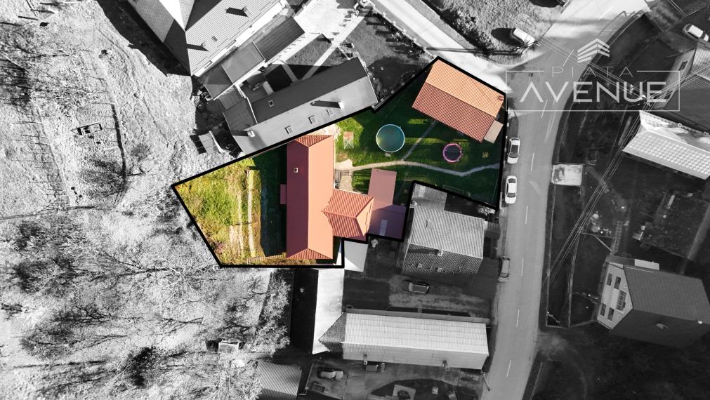 Piata Avenue | Rodinný dom s pozemkom (942 m2) - Paština Závada