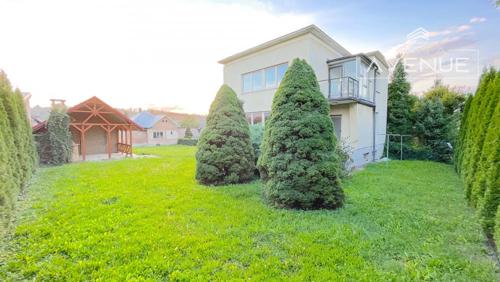 Piata Avenue | Na predaj rodinný dom - Lietavská Lúčka