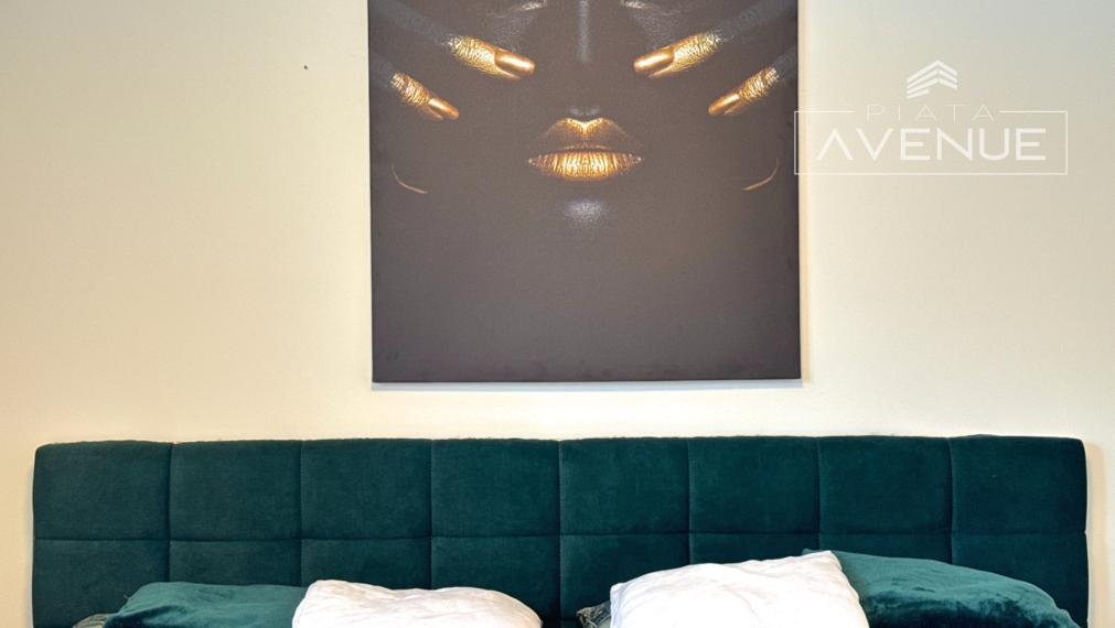 Piata Avenue | Rodinný dom s dvoma bytovými jednotkami - Višnové