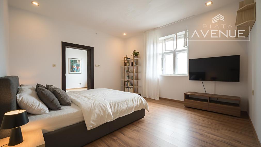 Piata Avenue | Rodinný dom v pôvodnom stave - Strážov